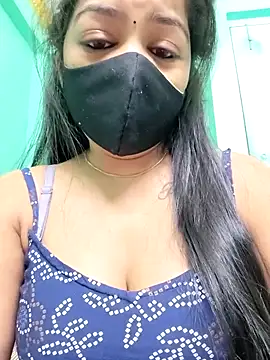 Monalisa Singh online show from February 28, 7:02 pm