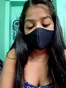 Monalisa Singh online show from April 11, 6:11 pm