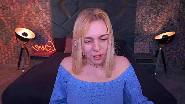 ArishkaLulu online show from March 27, 8:26 am