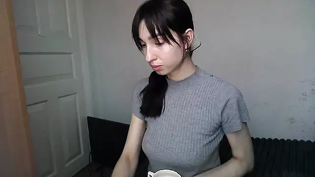 ElizaSwon online show from September 23, 1:31 pm