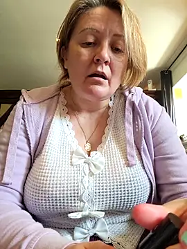 lady charlyne online show from May 7, 11:58 am