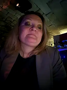 lady charlyne online show from November 7, 8:25 pm