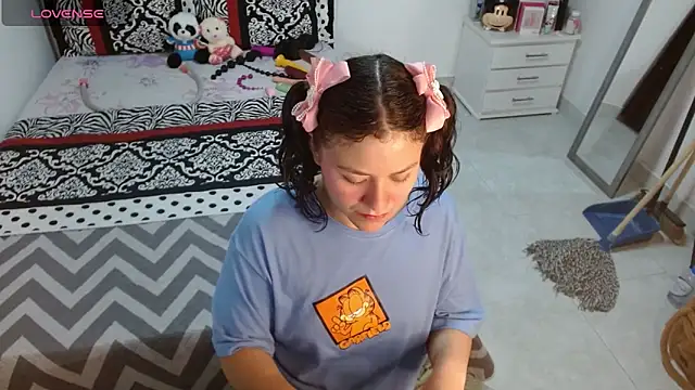 soniafuckboobs online show from October 7, 12:42 pm