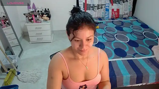 soniafuckboobs online show from April 13, 12:06 pm