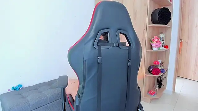  amanda seyfried19 online show from March 25, 6:11 pm