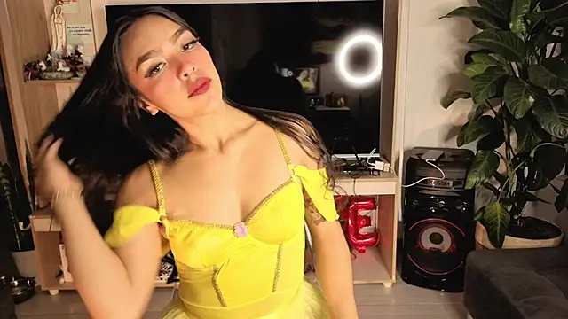 Michelle se online show from April 10, 11:33 pm