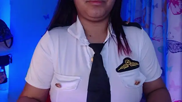 NicolleTaylor online show from April 11, 11:25 am