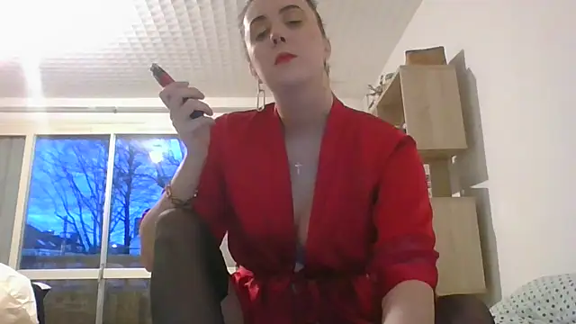 Linaluxa online show from January 12, 4:34 pm