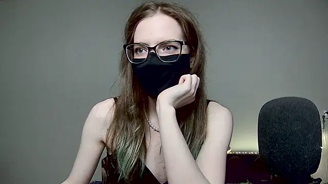 amber candyfloss online show from November 29, 1:20 am