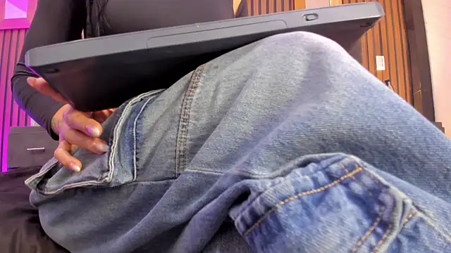 MeganFoxxi  online show from September 29, 8:47 pm