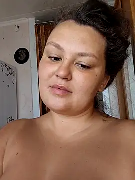 BlackCurly online show from August 6, 1:07 pm