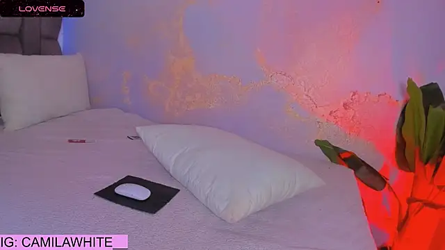 camilawhite   online show from September 21, 7:34 pm