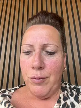 xsexycurvymilf online show from July 6, 12:32 pm