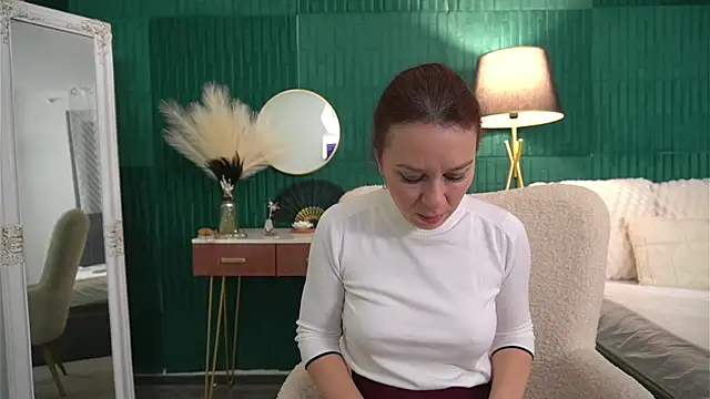 HaileyMoonn online show from January 19, 4:19 am