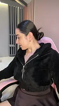 Vicky-Andrade online show from January 10, 2:49 am