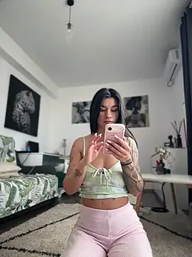 Wet Aarya  online show from April 24, 1:58 pm