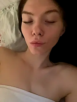 Lisaaa Alisa online show from September 11, 4:46 am