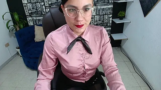 Agata-Moon online show from November 4, 1:05 pm