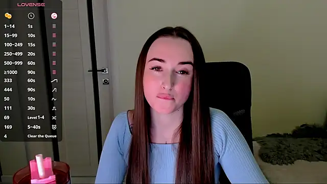 Kimmberr online show from October 18, 4:59 am