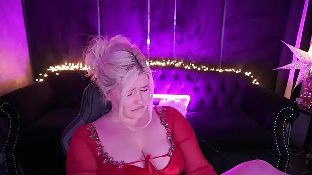 CocoSecretss online show from April 23, 7:38 am