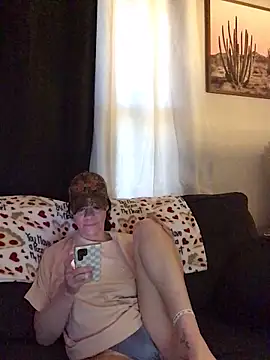 SidneyRaee online show from February 18, 5:12 pm