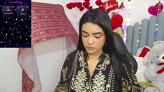 lakshmiraniii online show from February 16, 11:54 am