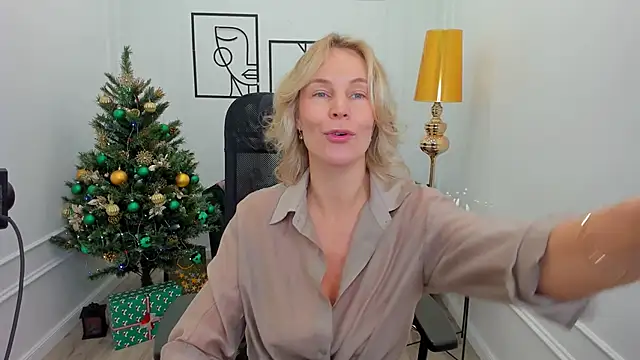 Sinty Devis online show from December 21, 4:28 am