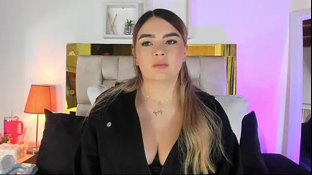 emmy r online show from December 4, 12:40 pm