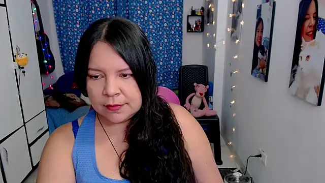 claryssa  online show from October 22, 8:14 pm