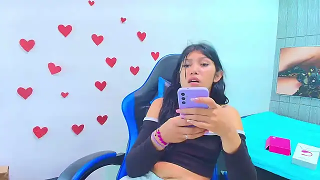 emily rosse04 online show from February 14, 1:02 pm