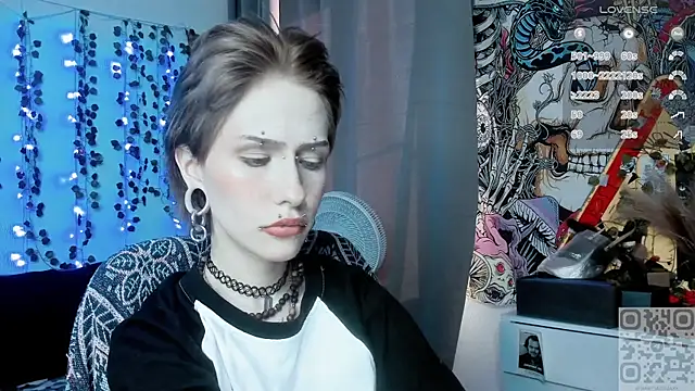 say mary online show from July 1, 2:38 pm