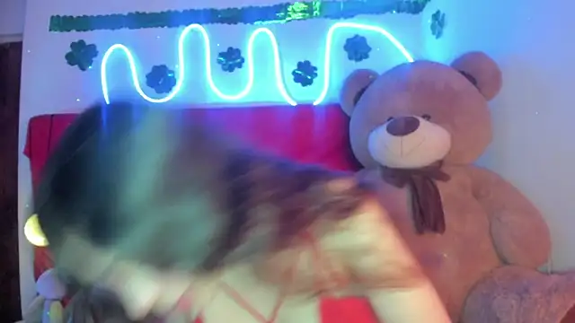 misticasexy online show from April 20, 12:02 am