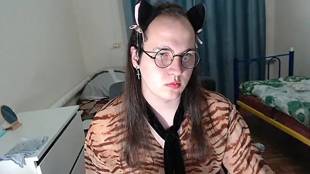 EvaMiron online show from September 26, 6:27 pm