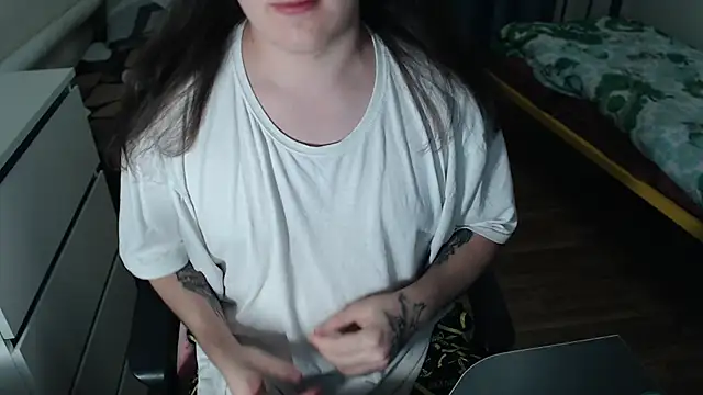 EvaMiron online show from October 23, 8:59 pm