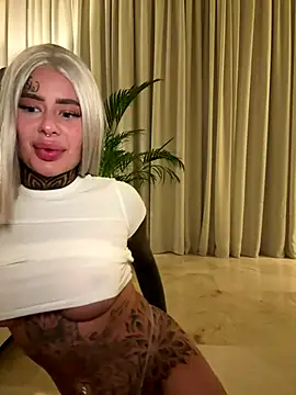 bambixboo online show from September 10, 7:58 pm