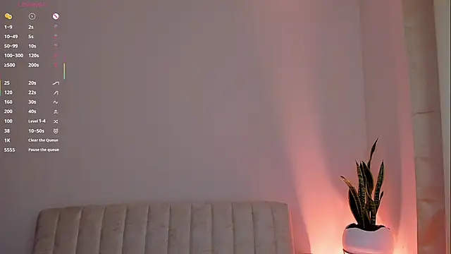 megan cooper28 online show from February 24, 11:03 pm