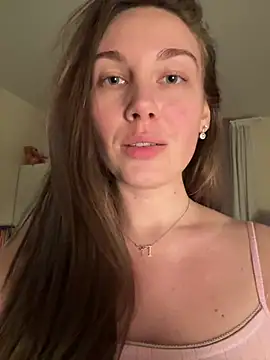 JasminJames online show from April 21, 7:32 pm