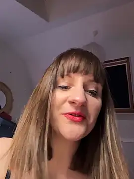 victoirenextdoor online show from December 17, 7:51 pm