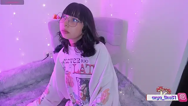 arysUwU online show from April 17, 2:13 am