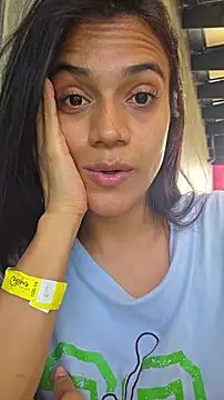 Deisy Torres online show from July 17, 8:45 pm