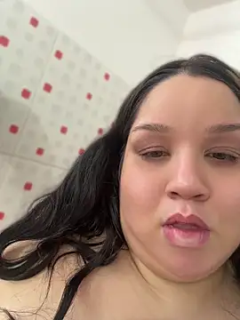 Venus queenn online show from July 30, 2:40 pm