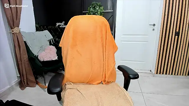 fireflowers  online show from February 27, 10:31 pm