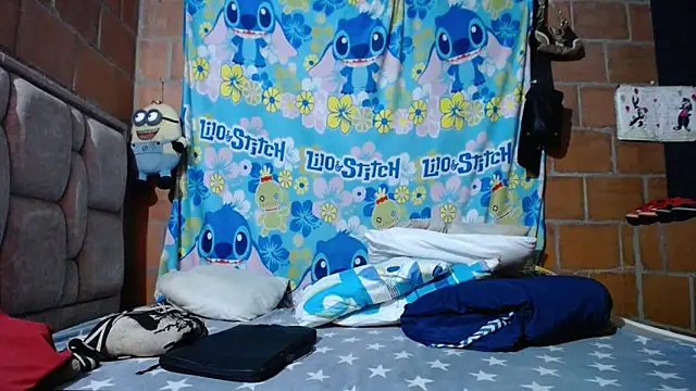 Nadia Monroe online show from March 18, 11:42 pm