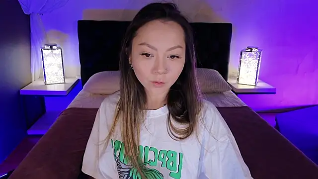 im casey online show from March 20, 7:13 am