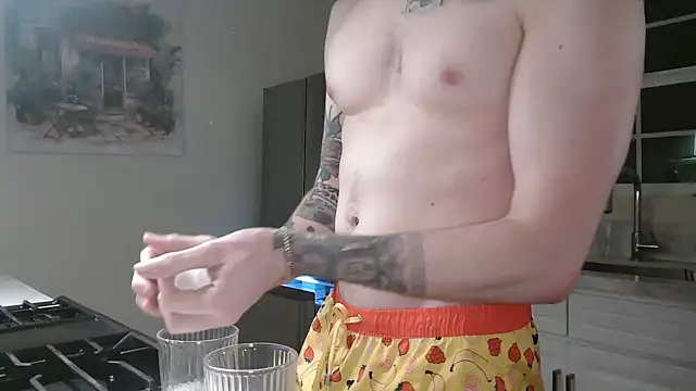 NatalieKneals online show from November 26, 7:20 am