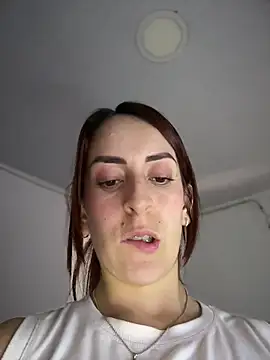 Buttyy Cherry online show from April 1, 4:04 pm