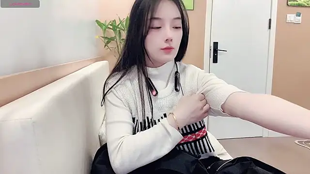 AKiKi711 online show from February 16, 3:12 pm