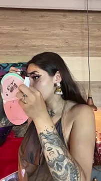 Cori Paige online show from November 13, 4:33 am