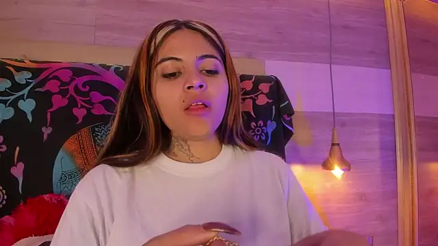 Cori Paige online show from April 16, 4:13 am