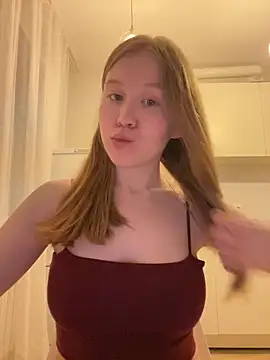 Eva Weyne online show from March 10, 9:41 pm